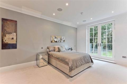 Flat 4, Hill House Portsmouth Road, Esher, KT10 9LN
