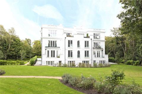 Flat 4, Hill House Portsmouth Road, Esher, KT10 9LN