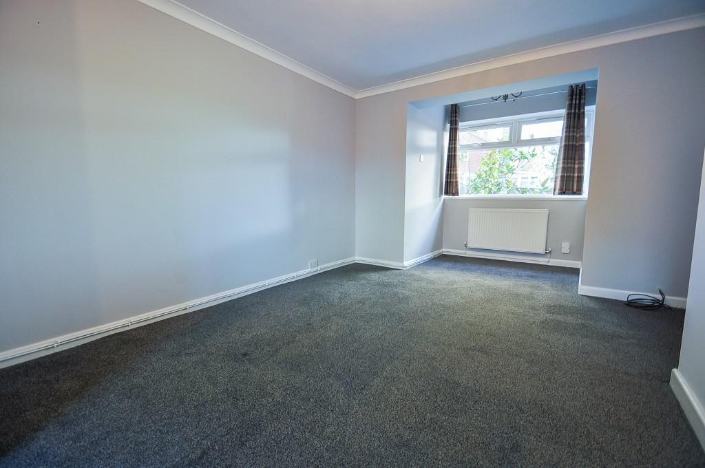 Liswerry Drive, Llanyravon 3 bed terraced house £895 pcm (£207 pw)