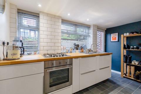 8 Lumley Street, Leeds, LS4 2NN