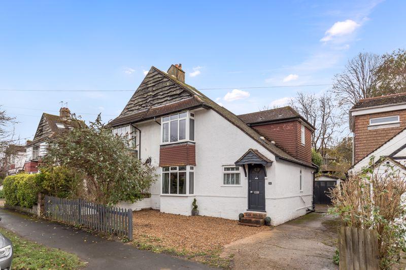 Mackie Avenue, Brighton 4 bed semidetached house £700,000