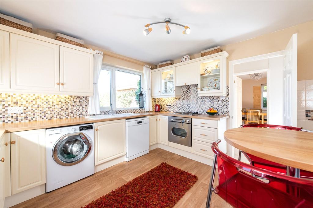 Kitchen/Breakfast Rm