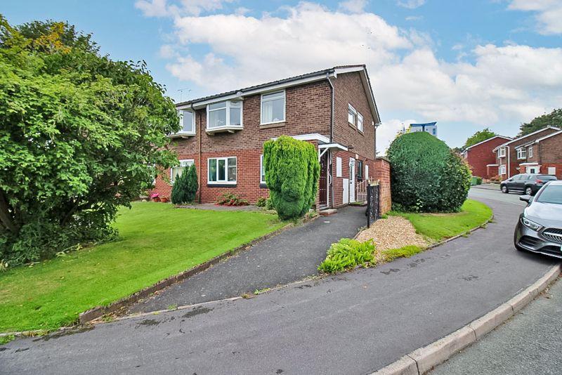Newlands Close, Willenhall 2 bed apartment £79,950