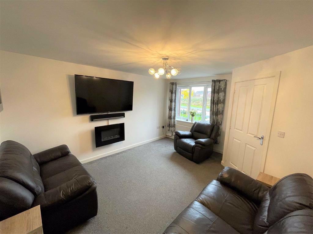 Canaan, Lowton 3 bed semidetached house £200,000