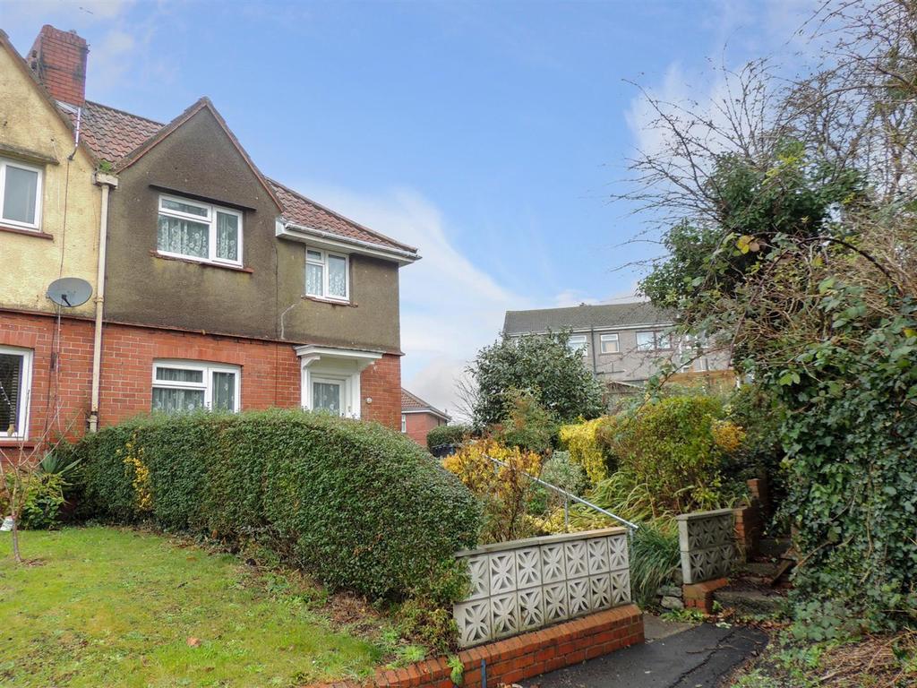 Kennard Road, Kingswood, Bristol 3 bed semidetached house £250,000