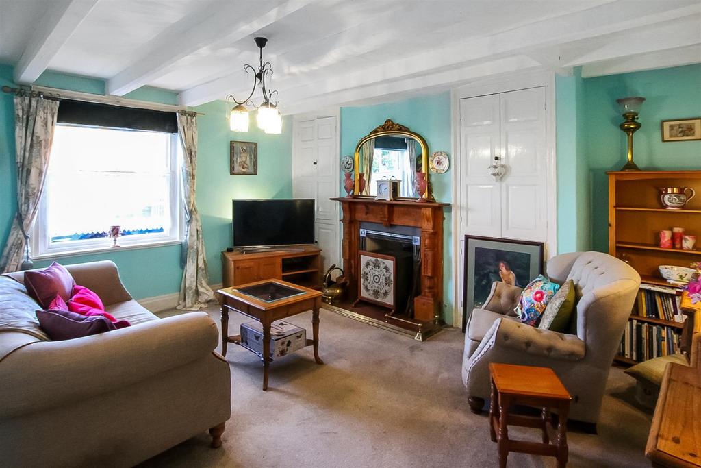 Cockerton Green, Darlington 3 bed terraced house £325,000