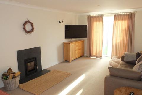 24 Farjeon Close, Ledbury, HR8 2FU