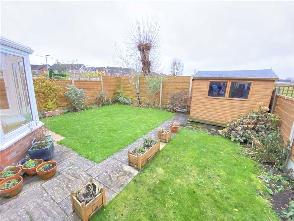 Crantock Drive, Heald Green 3 bed semidetached house £320,000