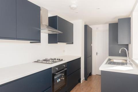18 Middle Lane, Epsom, KT17 1DP