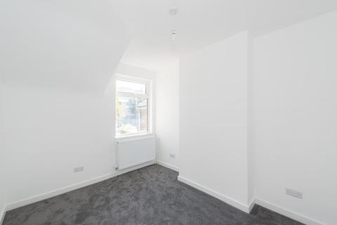 18 Middle Lane, Epsom, KT17 1DP