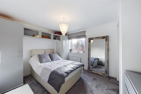 71 Deane Drive, Whittington, Worcester, WR5 2SR
