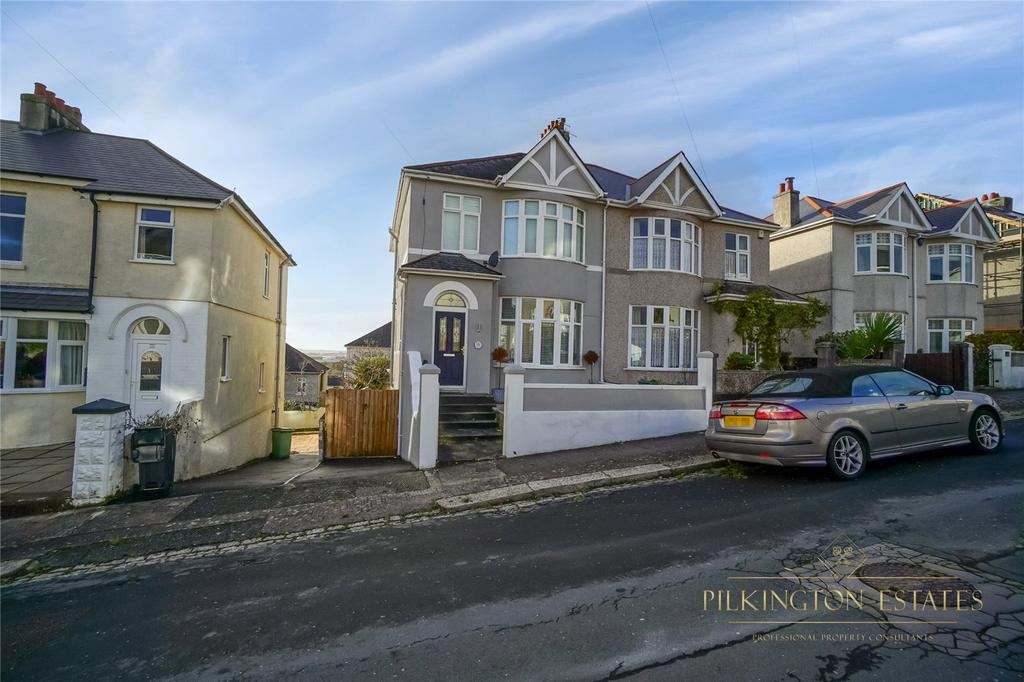 Brean Down Road, Plymouth, PL3 4 bed semidetached house £350,000