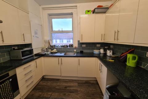 Flat share to rent - Hither Green Lane, SE13