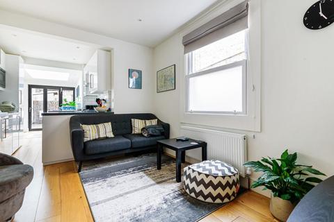 2 bedroom flat for sale - Boundary Road, Colliers Wood
