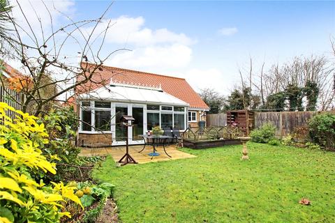 46 Bonsey Gardens, Wrentham, Beccles, NR34 7LU