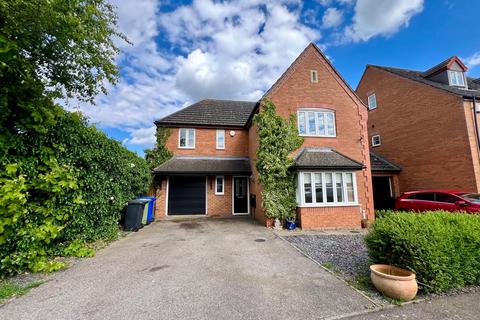 4 bedroom detached house to rent, Winwood Close, Deanshanger, Milton Keynes, MK19