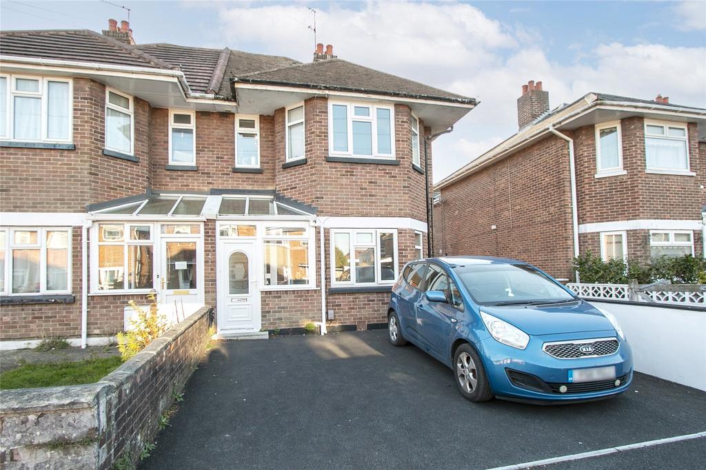 Stewart Road, Charminster... 2 bed apartment £220,000