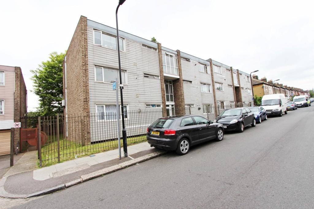St Loys road, London, N17 1 bed flat £250,000
