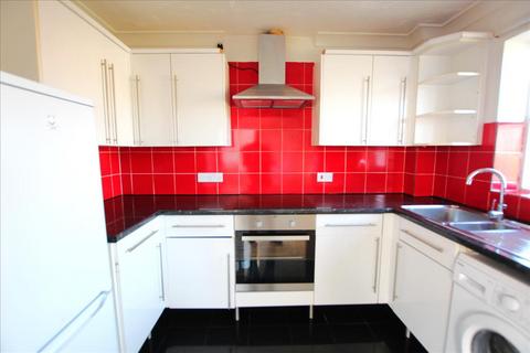 2 bedroom flat to rent, Bellingham Court, Wanderer Drive, Barking, IG11