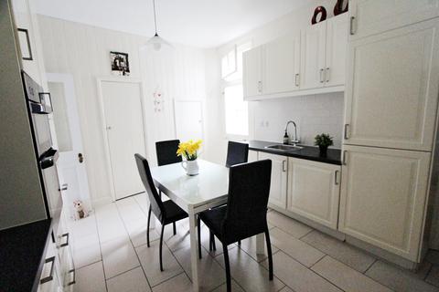 57 Victoria Crescent, London, N15 5LP