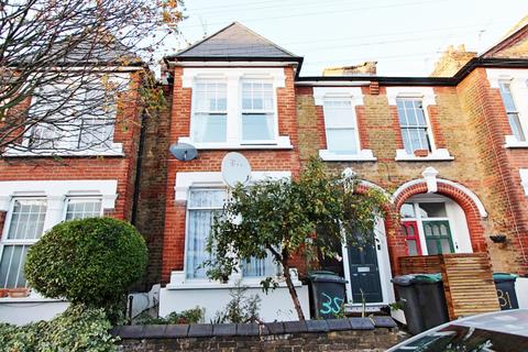 35 Southey Road, London, N15 5LJ