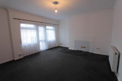 3 bedroom flat to rent, Winnington Road, Enfield, Middlesex, EN3