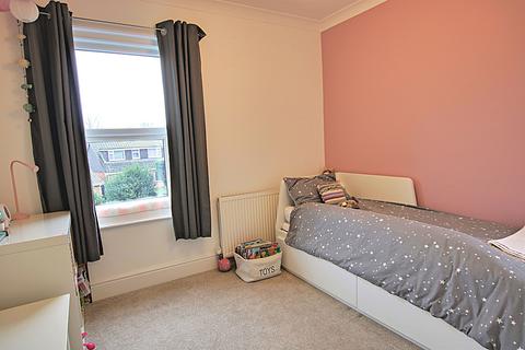 3 Pinegrove Road, Southampton, SO19 2PD