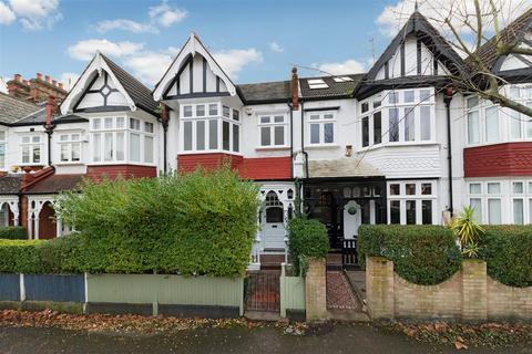 16 Stuart Road, London, SW19 8DH