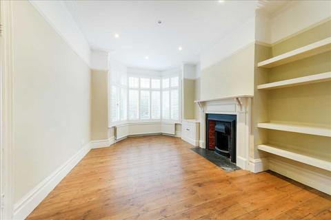16 Stuart Road, London, SW19 8DH