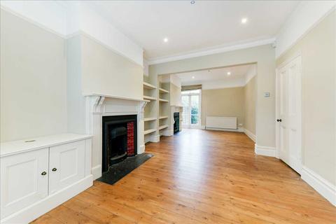 16 Stuart Road, London, SW19 8DH