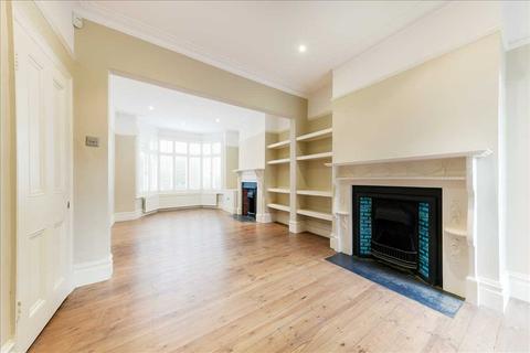 16 Stuart Road, London, SW19 8DH