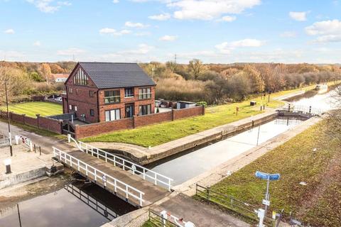 5 bedroom detached house for sale, Claybridge, Sykehouse, Goole, DN14