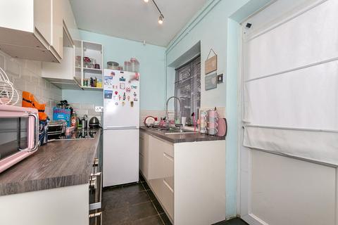 15 Downderry Road, Bromley, BR1 5QH