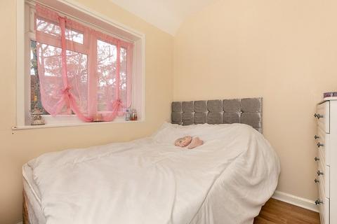 15 Downderry Road, Bromley, BR1 5QH