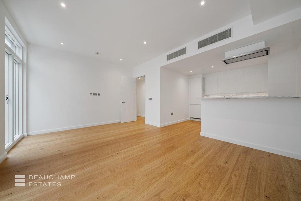 Islington Square, Islington, N1 2 bed flat for sale £1,095,000