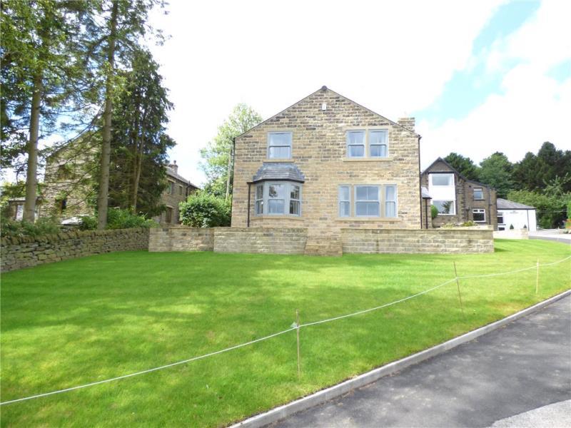 Glen Road, Eldwick, West Yorkshire... 4 bed property £2,000 pcm (£462 pw)