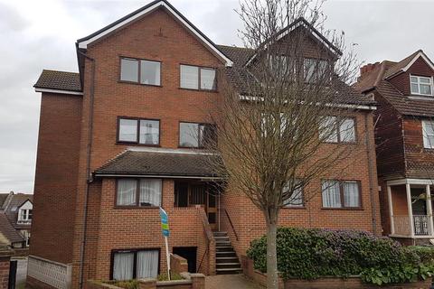 2 bedroom flat for sale, Wiltie Court, Wiltie Gardens, Folkestone