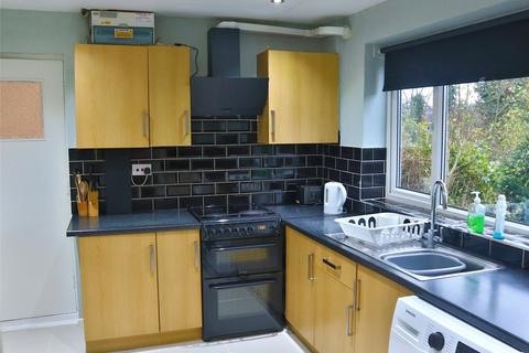 6 bedroom semi-detached house to rent, Springwood Hall Gardens, Springwood, Huddersfield, HD1