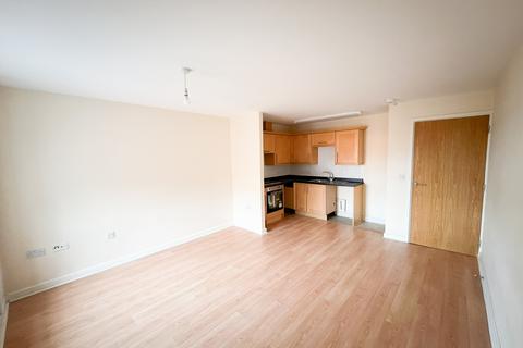 2 bedroom flat to rent, Cambrai Close, Ermine, LN1