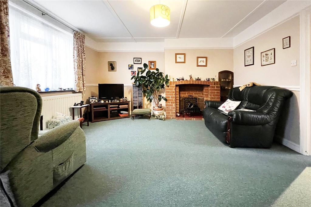 Water Lane, Angmering, West Sussex 2 bed semidetached house £345,000