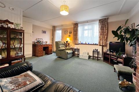 19 Water Lane, Angmering, Littlehampton, BN16 4EJ