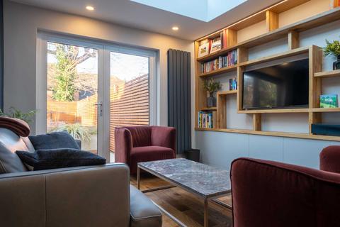 6 Field View, Caversham, Reading, RG4 5HB