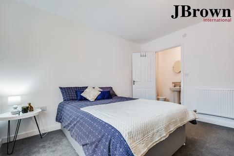 97 Malthouse Drive, Grays, RM17 5FG