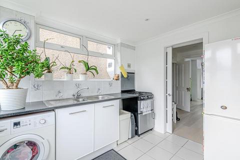 2 bedroom terraced house to rent, Camrose Avenue,  Feltham,  TW13