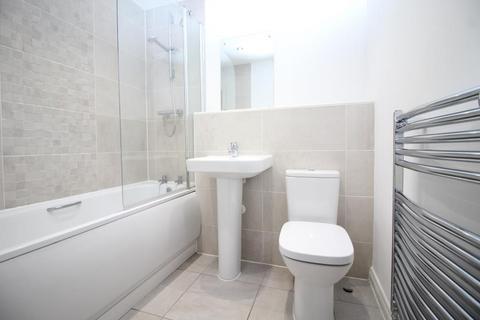 2 bedroom apartment to rent, Greensand View, Woburn Sands