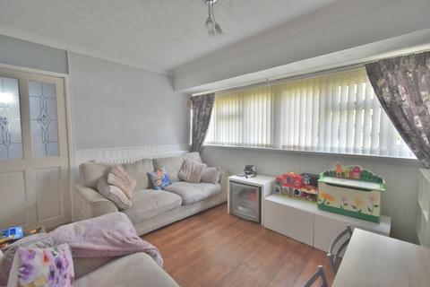 3 bedroom semi-detached house for sale - Wiltshire Way, West Bromwich