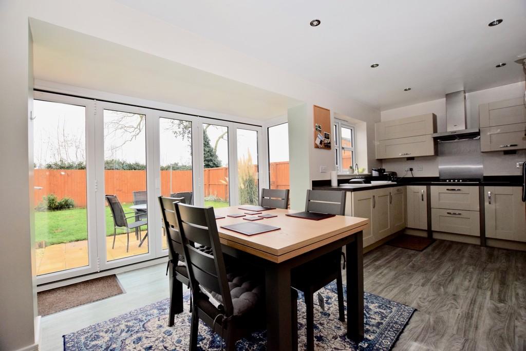 Overend Avenue, Pocklington 4 bed detached house £310,000