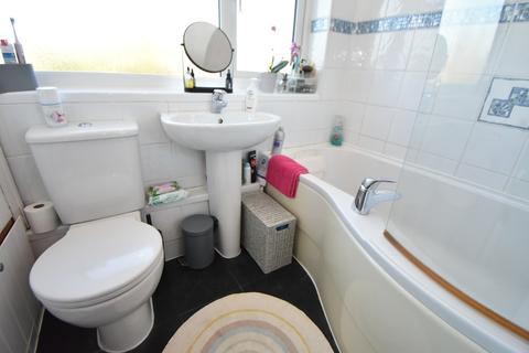 8 Avon Road, Shirley, Solihull, B90 4RJ