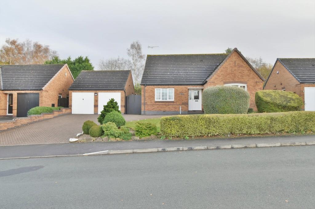Wetherel Road, BurtononTrent 3 bed detached bungalow £365,000