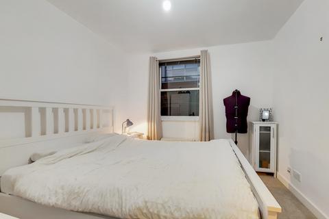 2 bedroom apartment to rent, Long Lane, Bermondsey